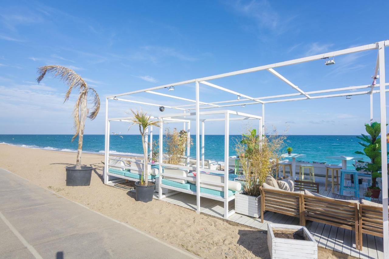 Homeholidaysrentals Margot - Costa Barcelona Пинеда-де-Мар Экстерьер фото