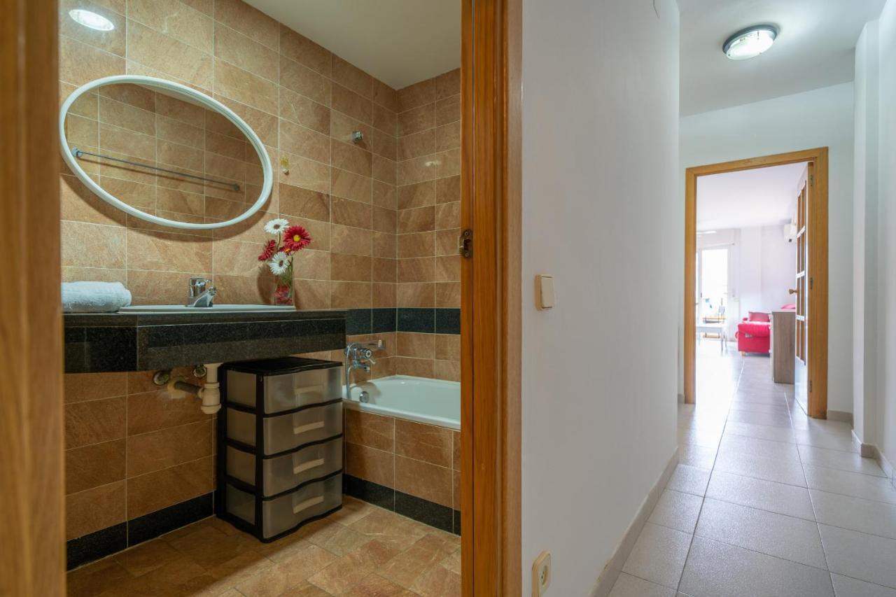 Homeholidaysrentals Margot - Costa Barcelona Пинеда-де-Мар Экстерьер фото